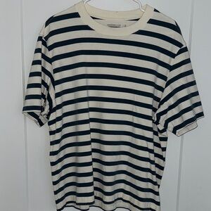 Abercrombie & Fitch Navy and Cream Striped Tee